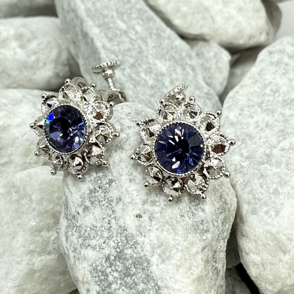 Vintage Joan Rivers Purple AB Rhinestone Button Earrings Silver-Tone Adjustable - Picture 5 of 15
